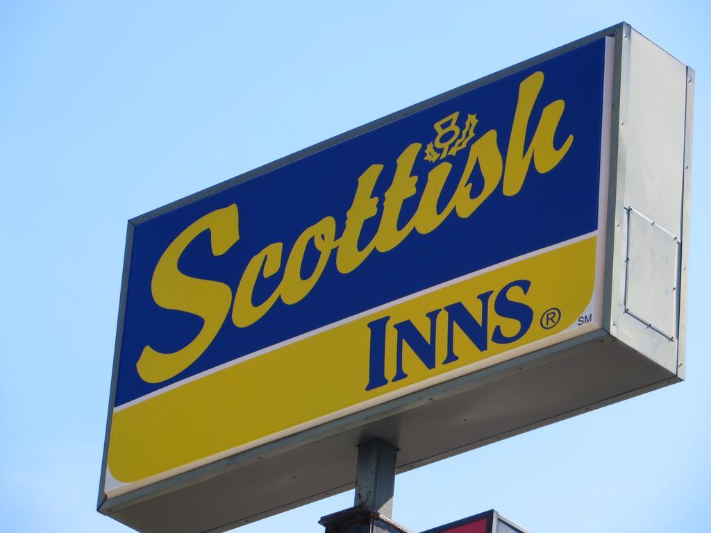 Scottish Inns Richmond Hill Zewnętrze zdjęcie