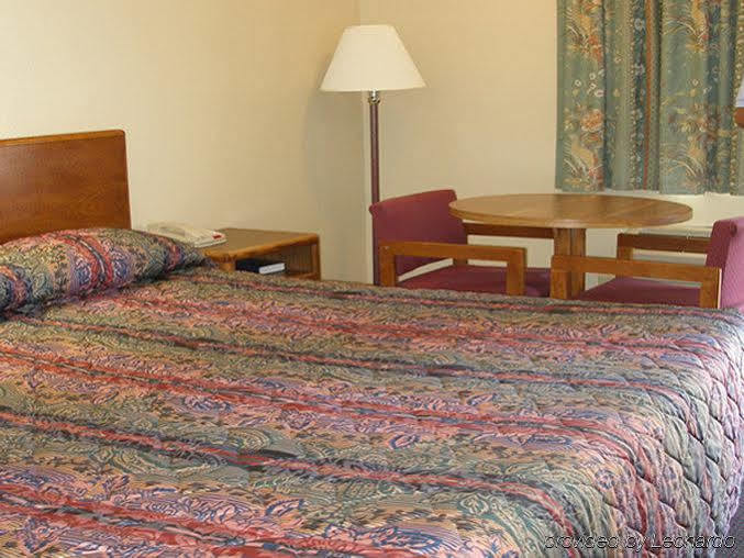 Scottish Inns Richmond Hill Zewnętrze zdjęcie